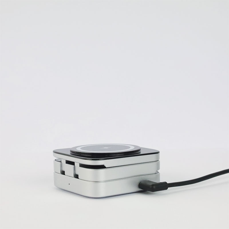 Foldrr Compact 3 in 1 Apple iPhone Charging Station