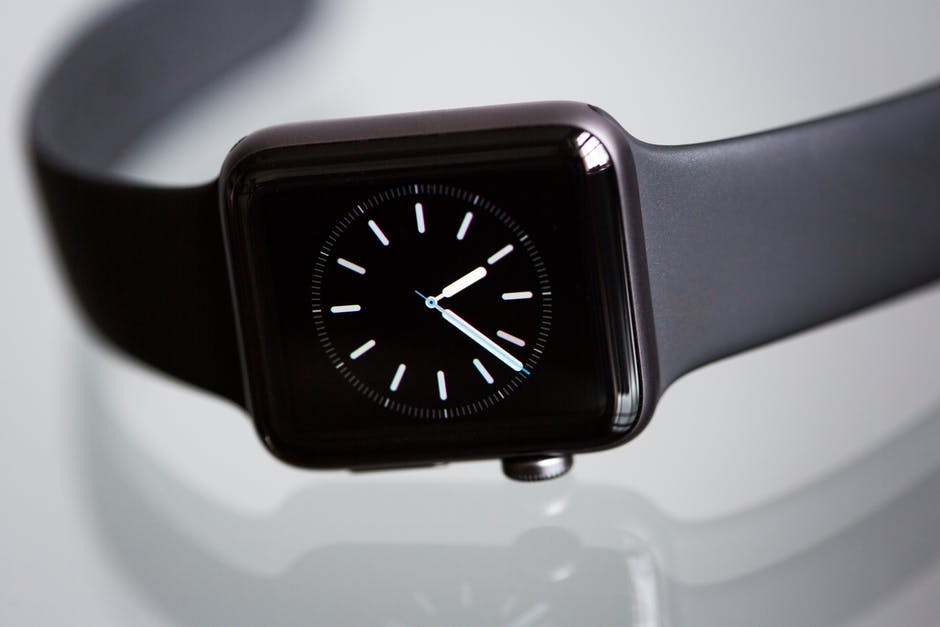 15 Lessons to Learn from the Success of Apple Watch and Fitbit